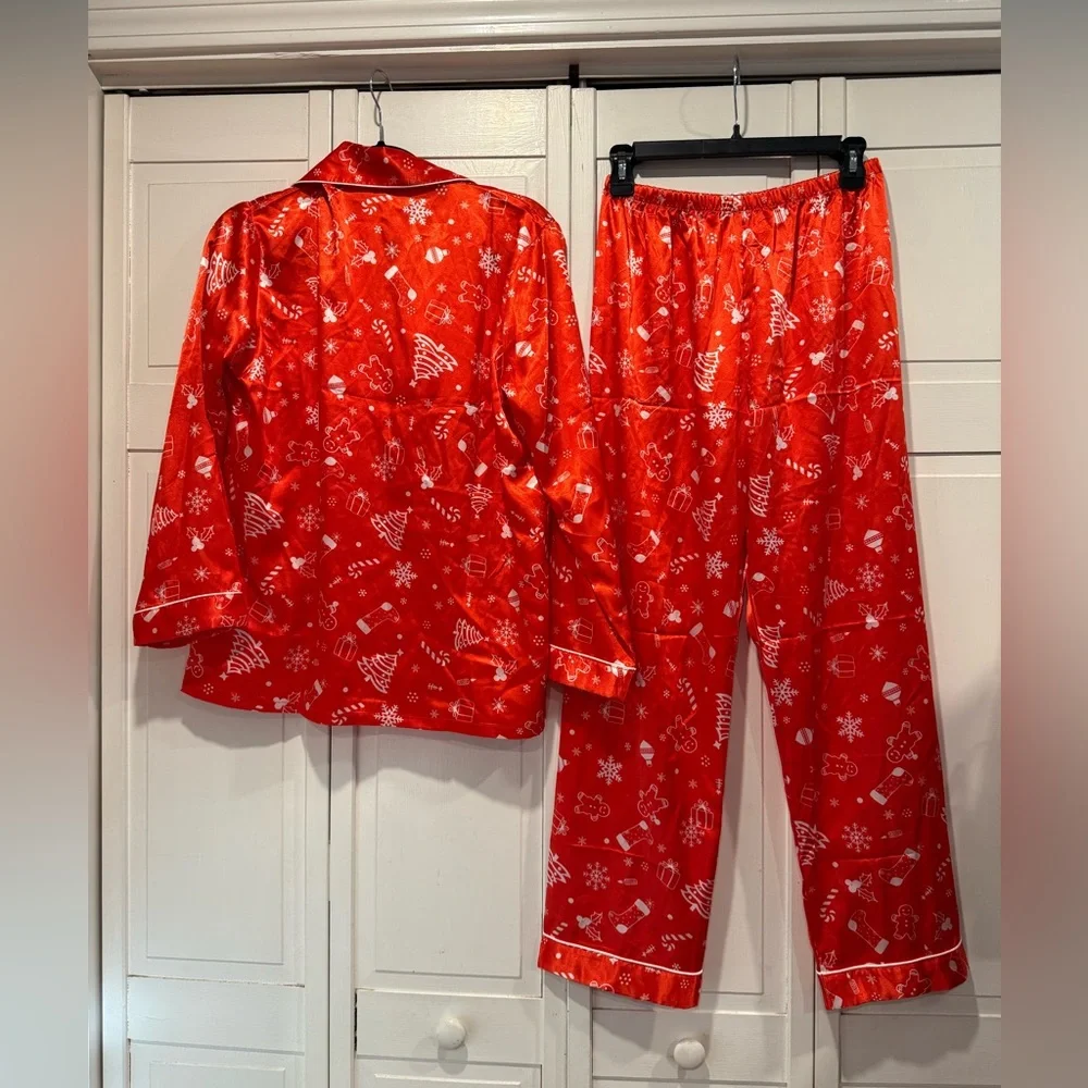 Christmas PJ set NWT‎ size small
